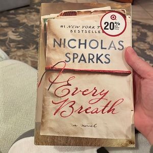 Every Breath - Nicholas Sparks paperback
